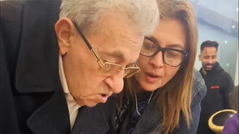 في أجواء عائلية.. أسرة فاروق فلوكس تحتفل بعيد ميلاده الـ 88 