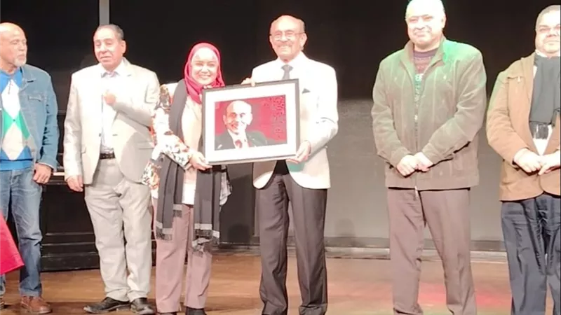 المركز الثقافي الروسي والجمعية المصرية للكاريكاتير يحتفيان بمحمد صبحي في مدينة سنبل