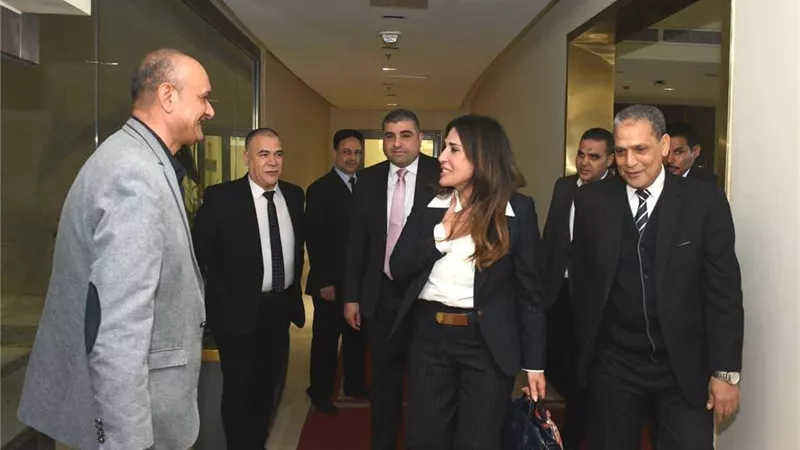 وزيرة الإسكان: نحرص على العمل بروح الفريق الواحد خلال المرحلة المقبلة