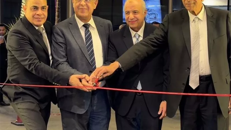 بمشاركة 20 شركة.. انطلاق النسخة الثالثة لمعرض السيارات  