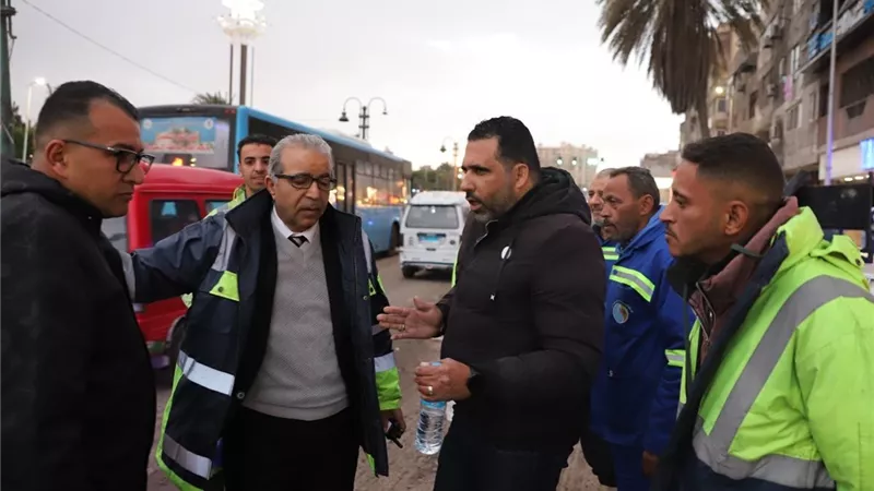 بعد معاناة طويلة.. حل نهائي لتراكم مياه الأمطار على الطريق الساحلي بالإسكندرية