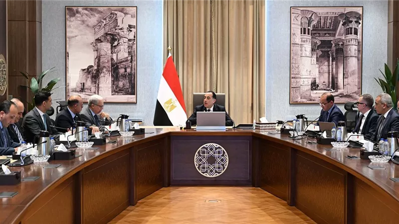 رئيس الوزراء: المؤشرات تعكس حالة من التفاؤل في المناخ الخاص بقطاع المستثمرين