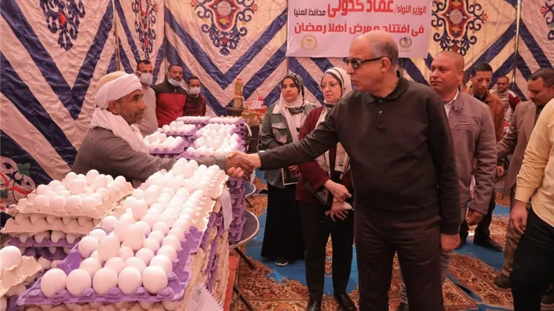بتخفيضات 30%.. محافظ المنيا يفتتح «أهلاً رمضان» بأبوقرقاص ويوجه بتكثيف الرقابة