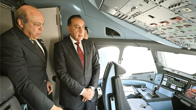 رئيس الوزراء: الطائرة Airbus الجديدة تشكل نقلة نوعية في أسطول مصر للطيران