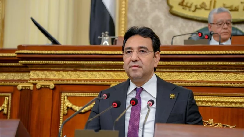 رئيس اقتصادية النواب: كلمة الرئيس السيسي بالاجتماع الطارىء عكست رؤية مصر لاحتواء التصعيد 