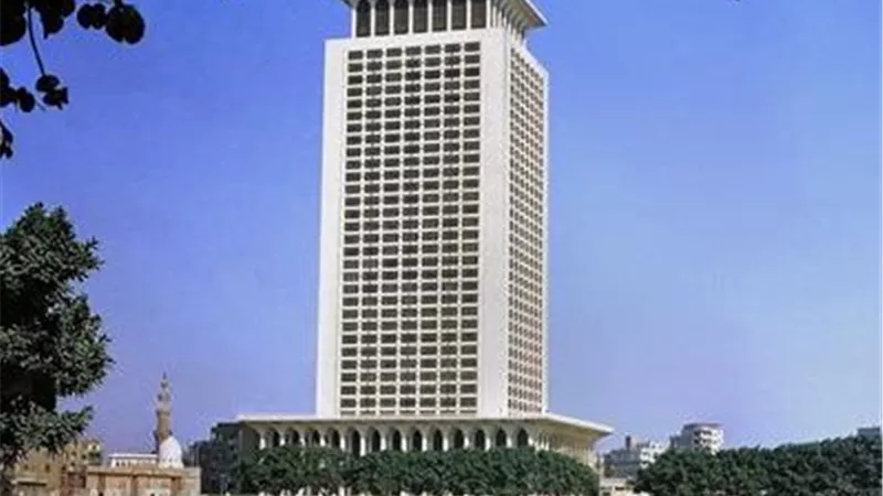 مصر تتابع بقلق بالغ التطورات بين باكستان وأفغانستان وتدعو إلى التهدئة