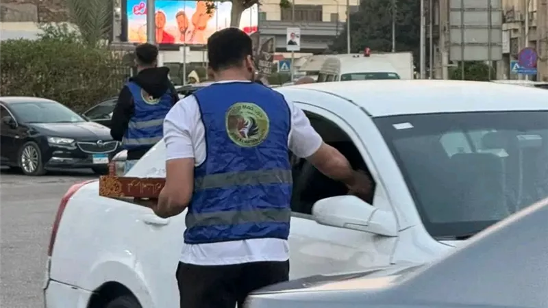 حماة الوطن في النزهة.. وجبات إفطار جافة تضيء رمضان وتدعم الصائمين