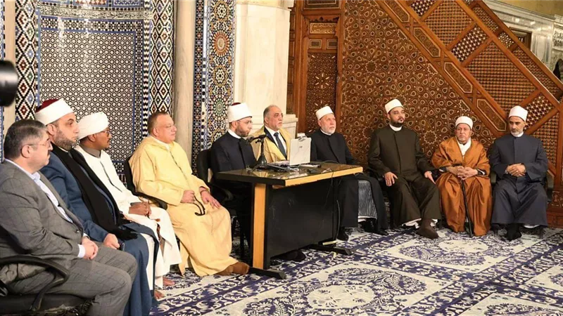 وزير الأوقاف: مصر الكنانة سباقة في تقديم الفكر المستنير بأزهرها الشريف وعلمائها الكبار