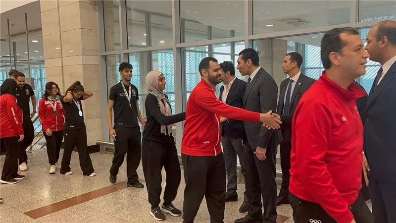 مصر تسيطر على بطولة إفريقيا للسلاح بـ42 ميدالية.. ووزير الشباب يشيد بالإنجاز الاستثنائي