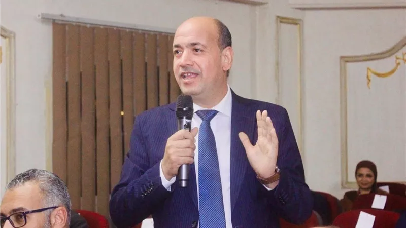 عضو بـ«الشيوخ» يقترح تعزيز دور البحث العلمي في إدارة المستشفيات الجامعية