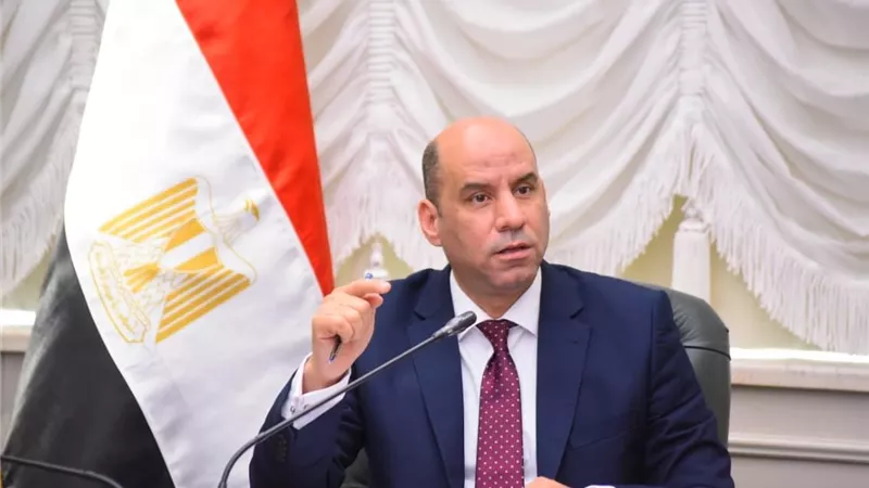 تجربة جديدة لحجز المواعيد.. تطبيق رقمي يبسط الإجراءات ويسرّع عملية توثيق العقود