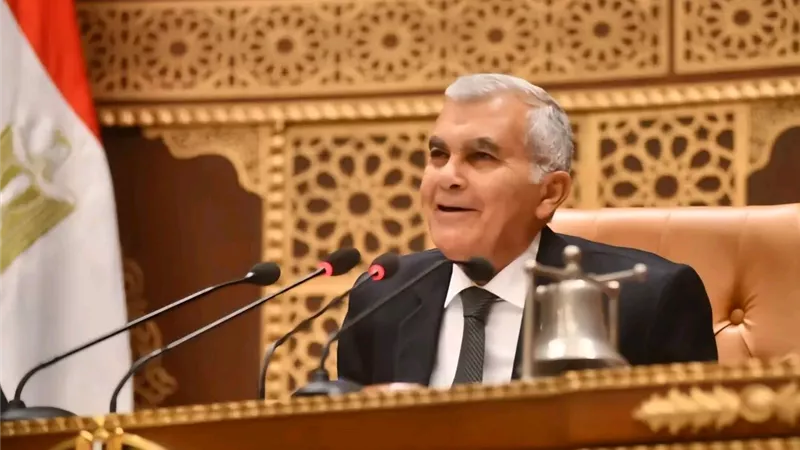 نستحضر تعاليم نبي الرحمة والمحبة والسلام.. رئيس مجلس الشيوخ يهنئ السيسي بالمولد النبوي