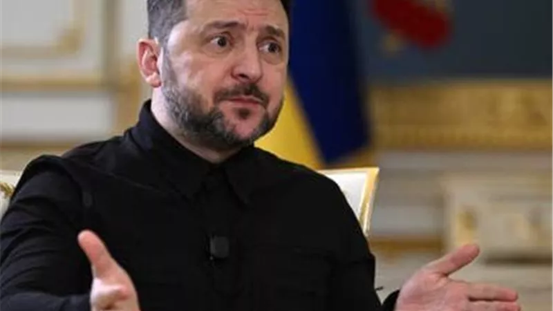 زيلينسكي يطالب واشنطن بتشديد الخناق على موسكو: سلام تحت الضغط أم تنازلات مكلفة؟