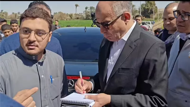 معاناة المواطن تُسمع.. محافظ المنيا يوجه باستخراج كارت الخدمات فورًا