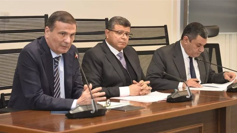 وزير الزراعة يرفع حالة الطوارئ لمنع التعديات على الأراضي خلال عيد الفطر
