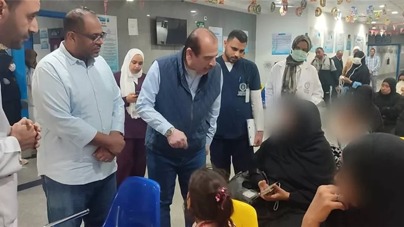 نائب وزير الصحة يتفقد منشآت أسوان ويوجه بإجراءات تصحيحية عاجلة لرفع الجودة