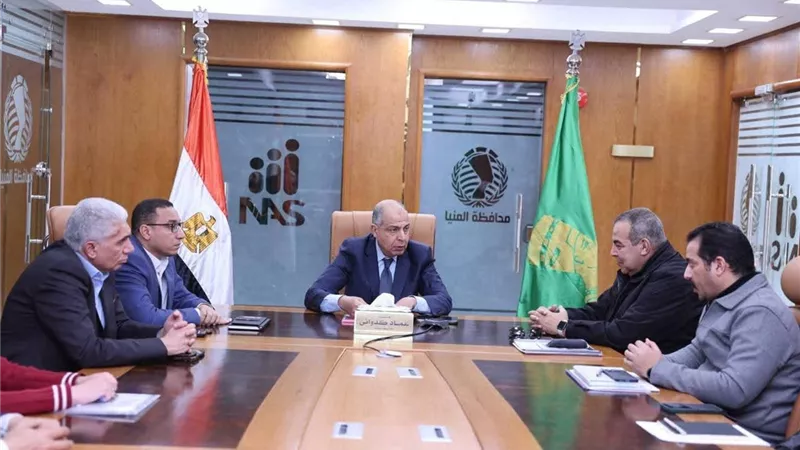 محافظ المنيا يشارك في اجتماع متابعة الموجة 28 وملفات تقنين أراضي الدولة