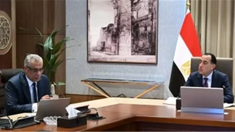 رئيس الوزراء يتابع عددا من ملفات عمل وزارة الإنتاج الحربي