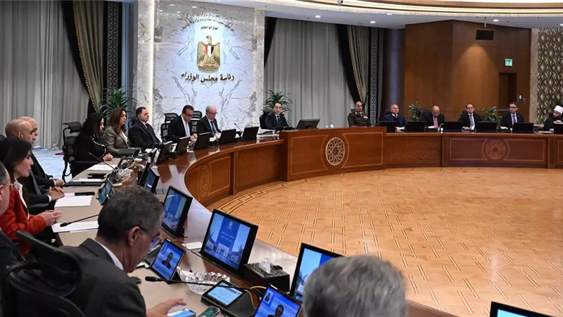 بيع أراضي بالدولار.. تعرف على قرارات الحكومة اليوم الأربعاء 