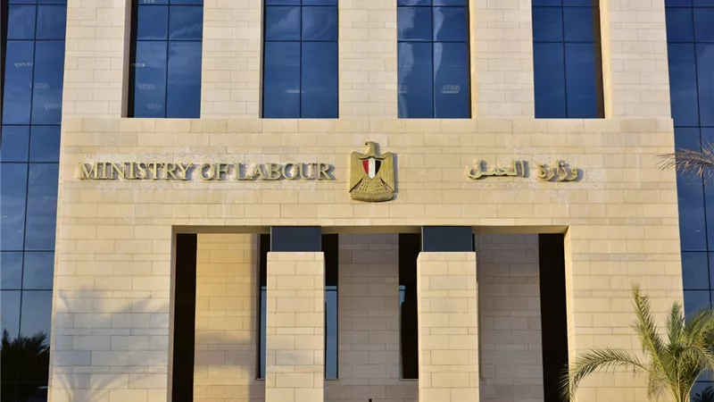 وزارة العمل تعلن 160 فرصة عمل بمدينة بدر برواتب تصل لـ10 آلاف جنيه