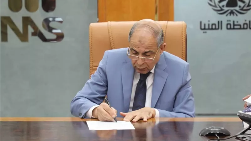 بعد تحريك أسعار الوقود.. محافظ المنيا يعتمد تعريفة الركوب الجديدة للمواصلات