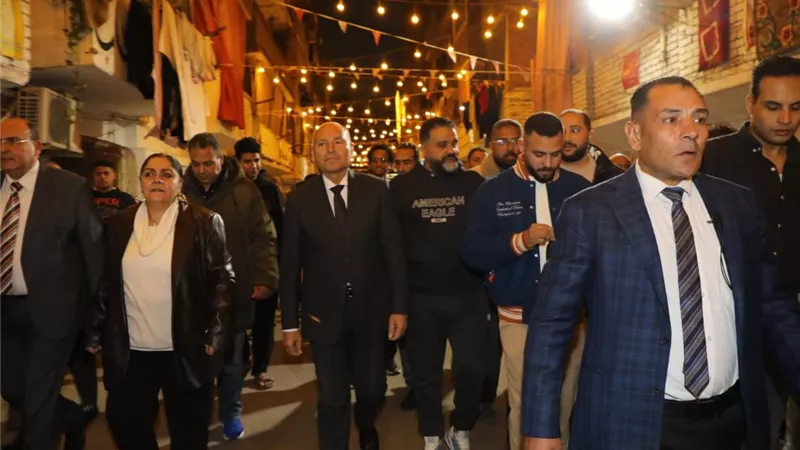 محافظ القاهرة : تقديم الدعم اللازم للقائمين على تنظيم الإفطار الجماعى بالمطرية