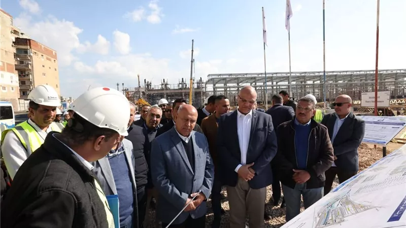 وزير النقل يتفقد محطات مشروع المرحلة الأولى من مترو الإسكندرية (أبوقير -محطة مصر) 