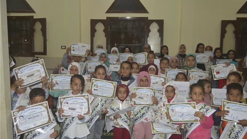 تكريم حفظة القرآن الكريم بمؤسسة إعمار للتنمية بحضور قيادات الأوقاف