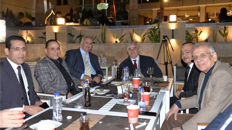 إفطار رمضاني يجمع قيادات والعاملين بـ«المصرية للتنمية الزراعية والريفية»