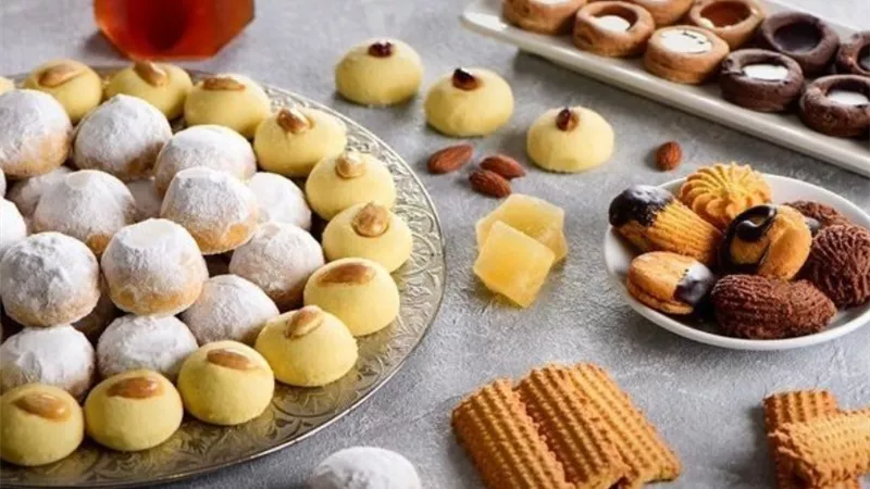 موسم كحك العيد يشتعل| الأسعار تقفز لـ860 جنيهًا للكيلو.. وعلب شعبية بـ70 جنيهًا تغزو الأسواق