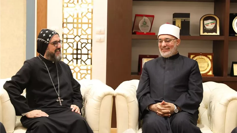 مفتي الجمهورية يستقبل وفد الكنيسة السريانية الأرثوذكسية للتهنئة بعيد الفطر