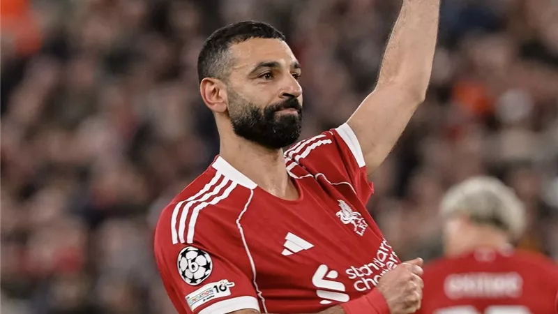 بعد طلب الدوري الأمريكي.. ماذا قال ميسي عن محمد صلاح؟