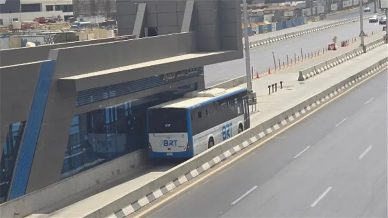 النقل تفتتح محطة المشير طنطاوي للأتوبيس الترددي لتسهيل حركة المواطنين بالقاهرة الجديدة