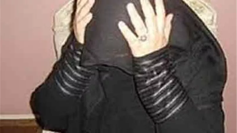 حقائب 