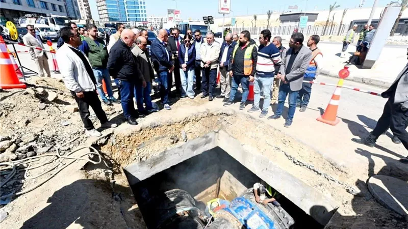 وزيرة الإسكان تتابع أعمال ربط خط مياه الشرب الرئيسي بزهراء المعادي