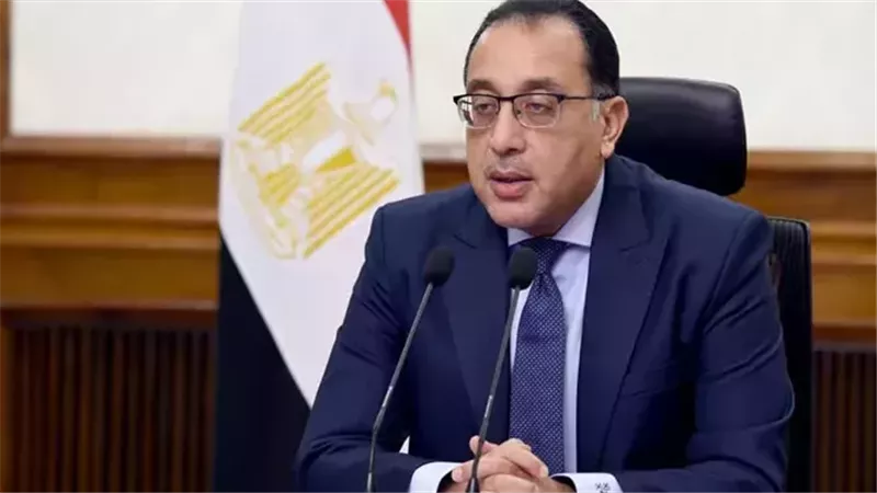 مصر القومي يشيد بقرارات الحكومة بشأن العمل عن بعد ويطالب بتعميمها ثلاثة أيام أسبوعيا