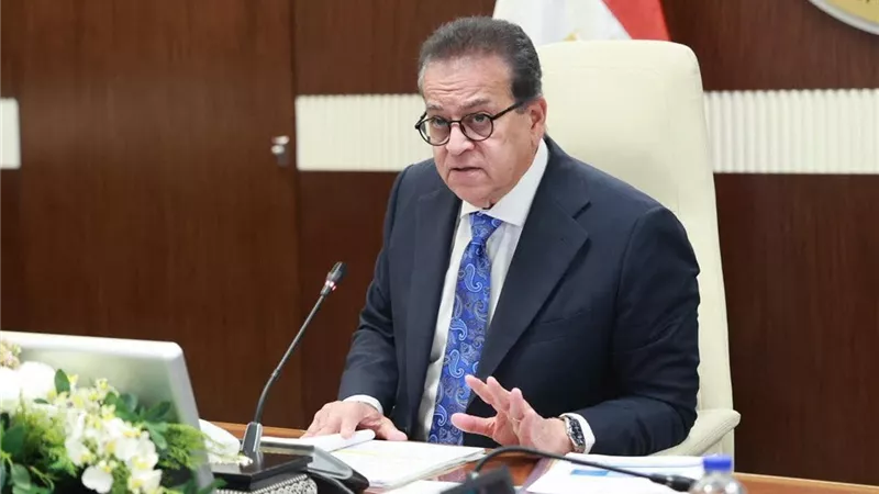وزير الصحة يتابع استعدادات محافظة المنيا للانضمام للتأمين الصحي الشامل