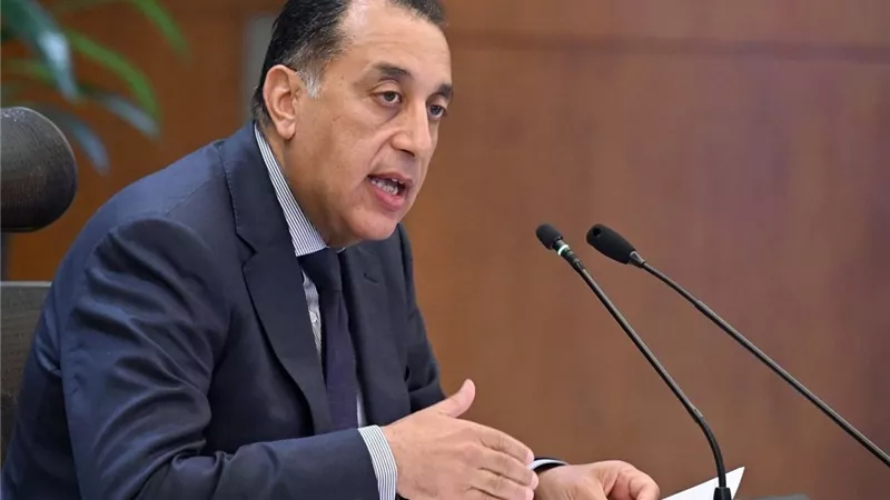 مدبولي: برميل النفط سيصل إلى 200 دولار حال استئناف الحرب