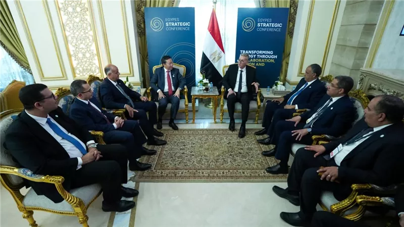 وزير البترول يبحث مع «بي بي» الإنجليزية تعزيز استثماراتها في مصر