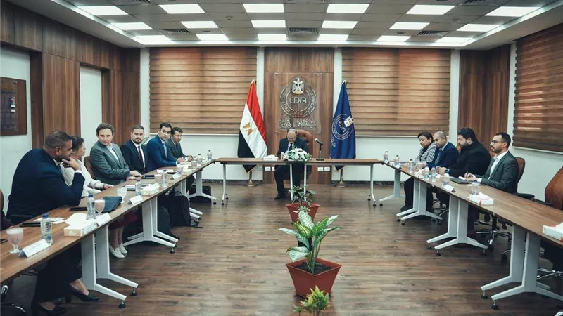 هيئة الدواء المصرية تبحث مع «إدواردز لايف ساينسز» و«كابيتال آيز» تعزيز التعاون في مجال المستلزمات الطبية