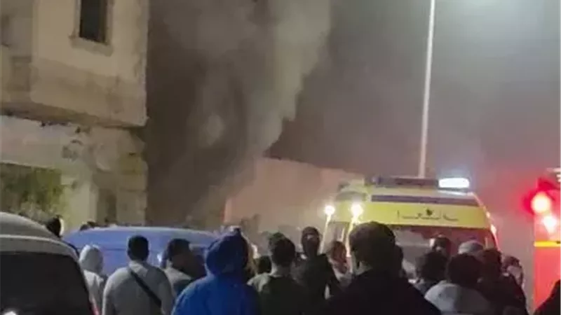 دون خسائر بشرية.. إخماد حريق نشب في عقار بمدينة شبرا الخيمة