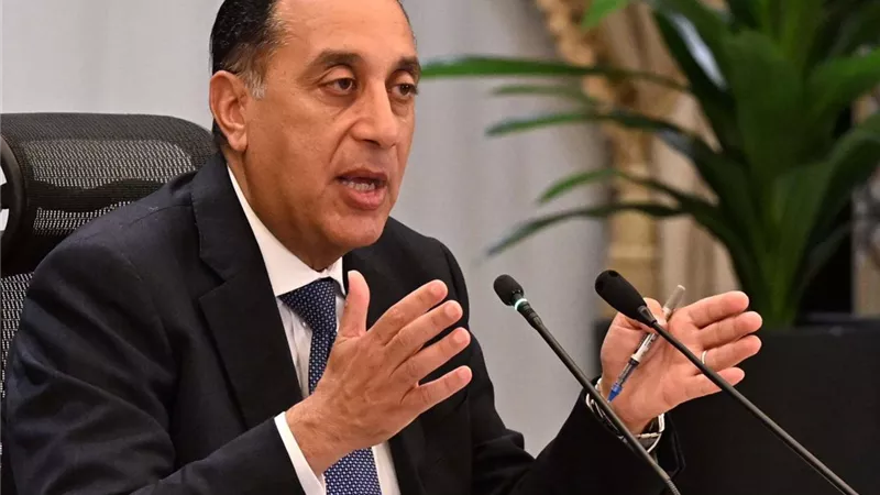 رئيس الوزراء يشدد على الاستجابة الفورية لطلبات المواطنين المرتبطة بالصحة