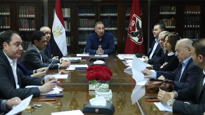 تفاصيل اجتماع الخطيب مع شركة الأهلي للخدمات
