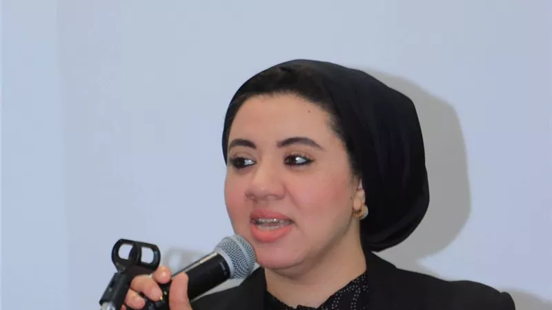 أميرة صابر تساند ياسر جلال: حق الأداء العلني ضمان قانوني لحقوق الفنانين الاقتصادية