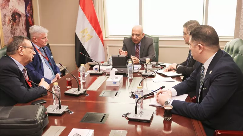 توطين صناعة الأنابيب المتطورة في مصر.. تعاون ألماني لدعم مشروعات الطاقة الكبرى