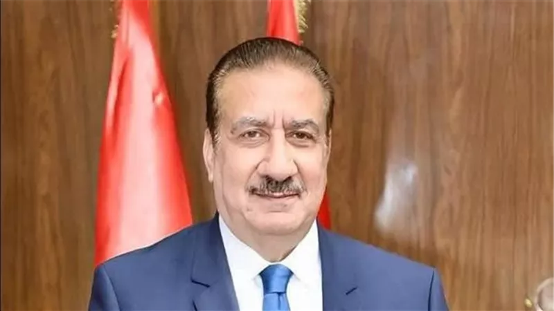 محافظ بورسعيد يقرر فصل طالب لمدة عام بعد اعتدائه على معلم