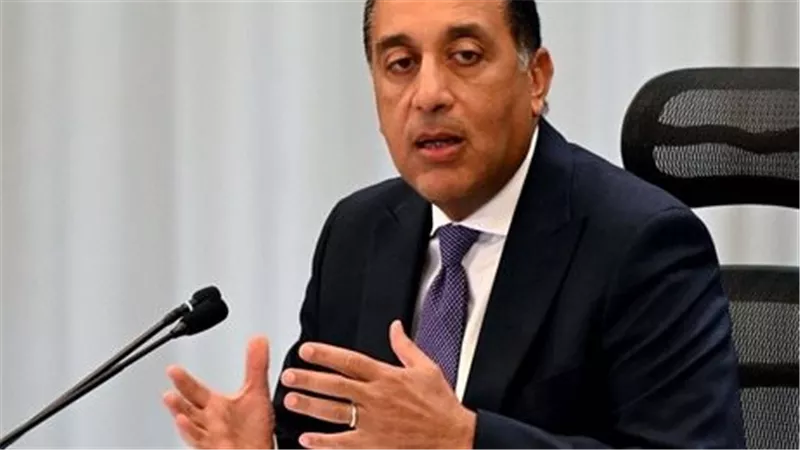 تعرف على المصالح الحكومية والفئات المستثناة من قرار العمل أونلاين