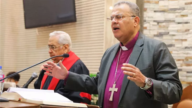 رئيس الطائفة الإنجيلية يشارك في احتفال أحد السعف بكنيسة حدائق القبة