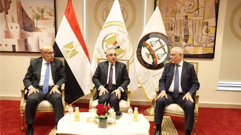 وزير العدل يشهد أداء اليمين القانونية لأعضاء النيابة العامة الجدد من دفعتي 2020 و2021