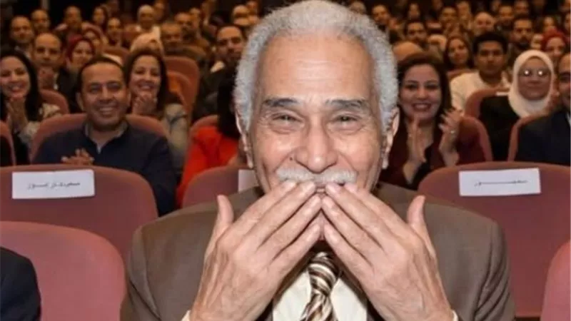 رغم قيمته الفنية.. غياب نجوم الوسط الفني عن جنازة عبدالرحمن أبو زهرة